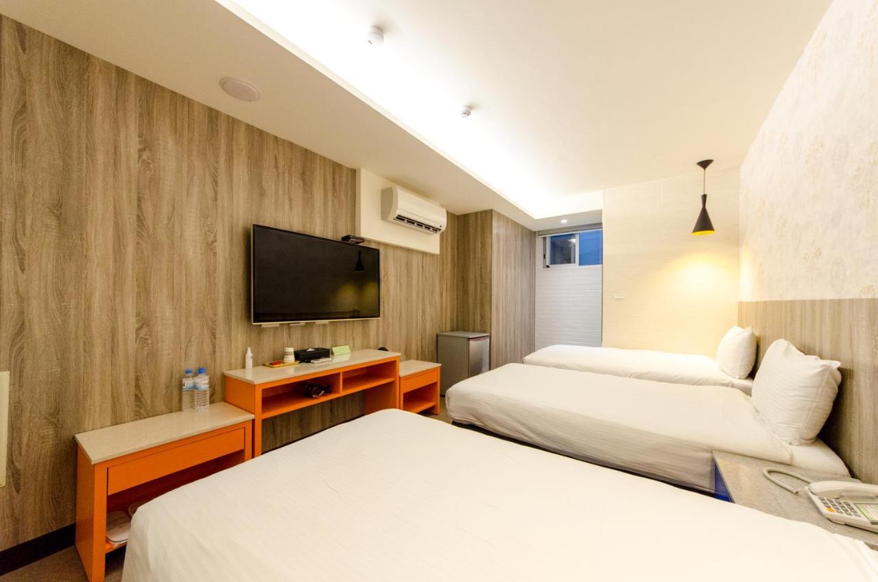 P&E Hotel Đài Nam Ngoại thất bức ảnh