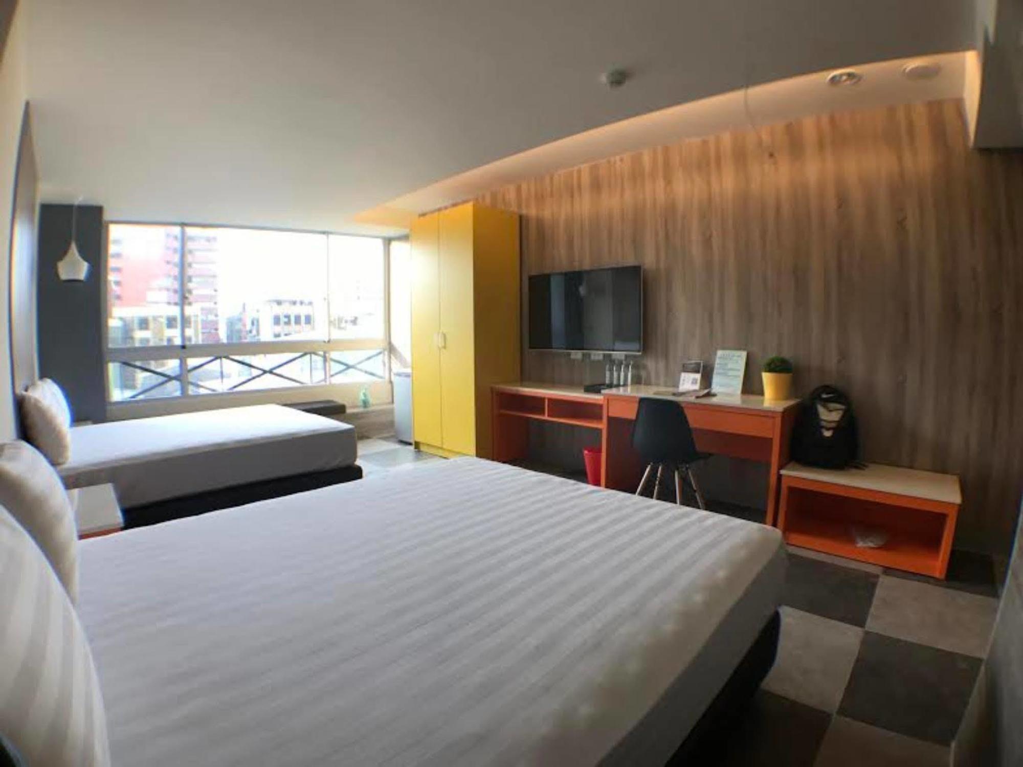 P&E Hotel Đài Nam Ngoại thất bức ảnh
