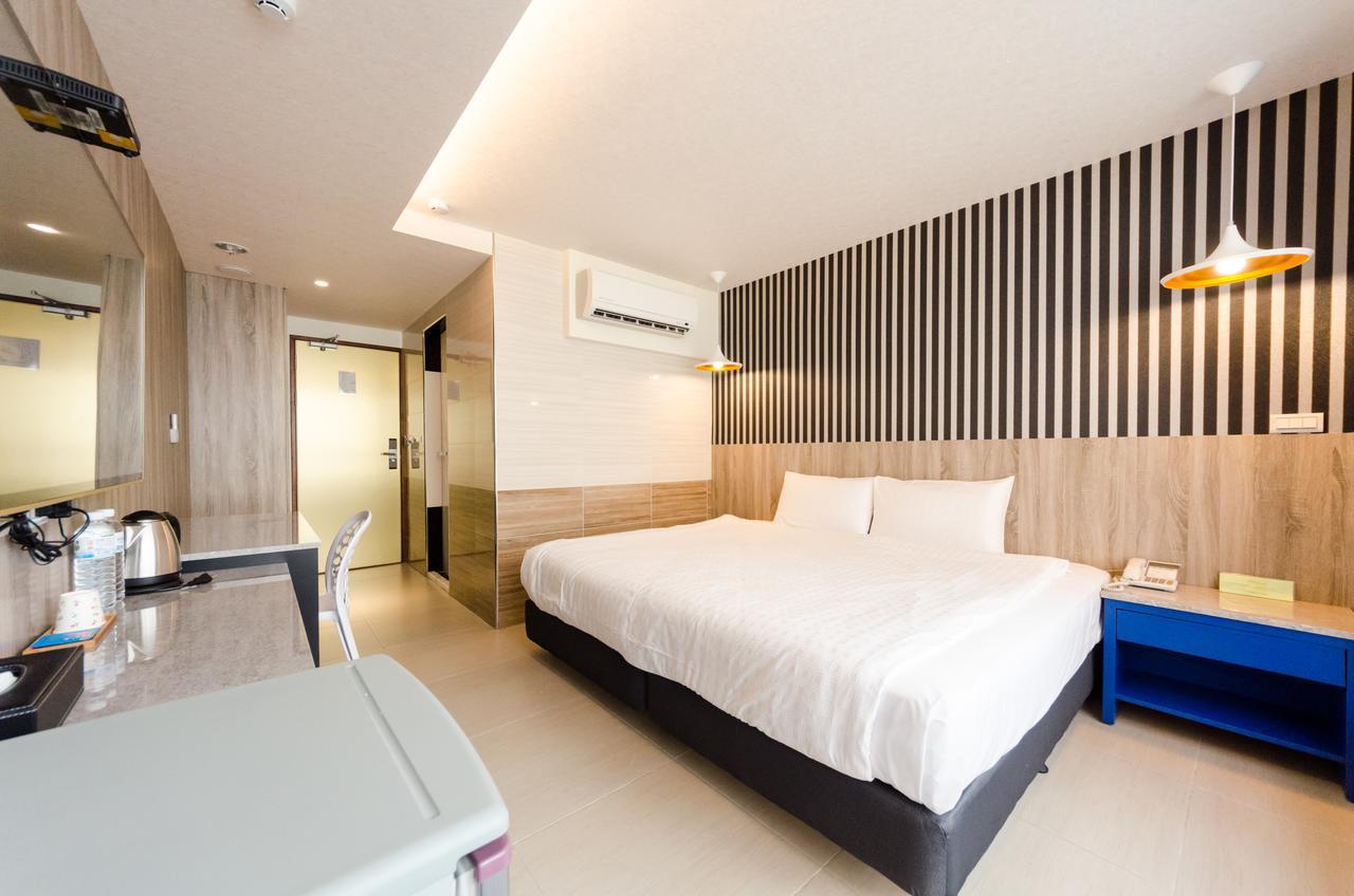P&E Hotel Đài Nam Ngoại thất bức ảnh