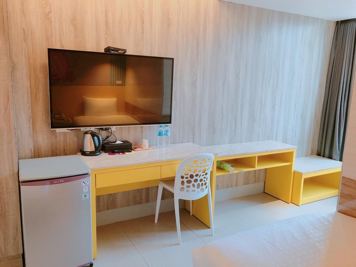 P&E Hotel Đài Nam Ngoại thất bức ảnh