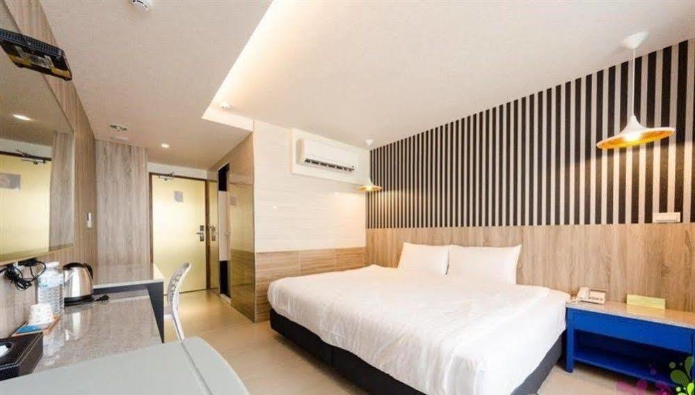 P&E Hotel Đài Nam Ngoại thất bức ảnh