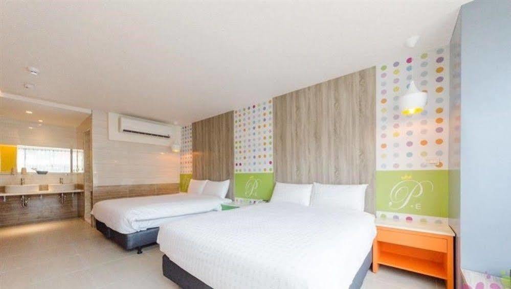 P&E Hotel Đài Nam Ngoại thất bức ảnh