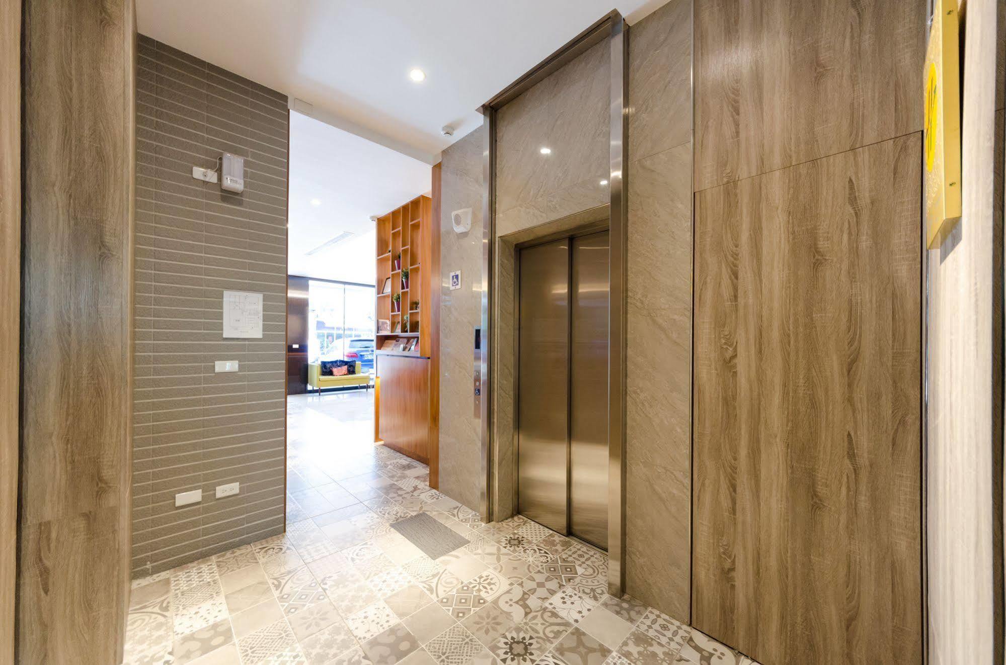 P&E Hotel Đài Nam Ngoại thất bức ảnh