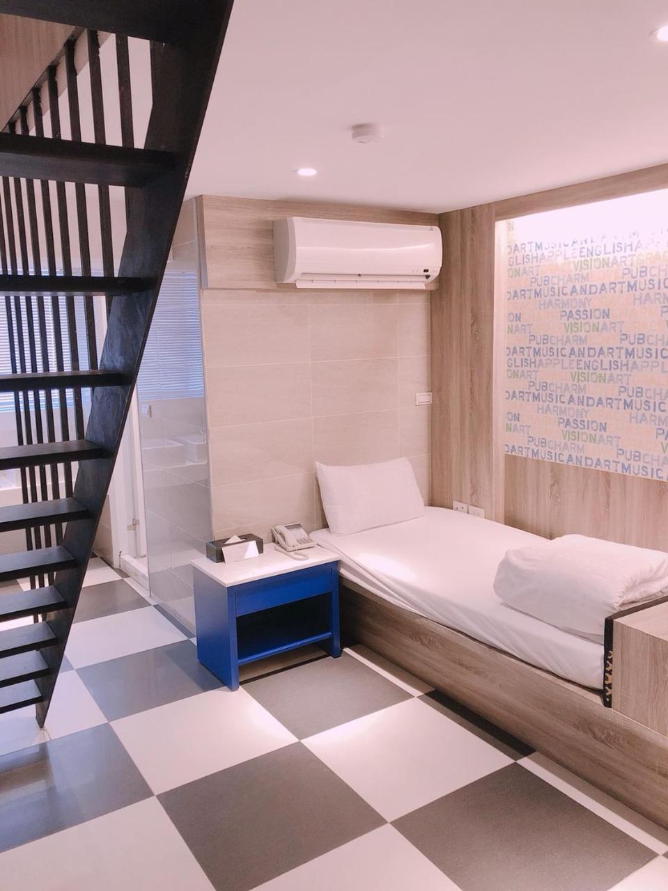P&E Hotel Đài Nam Ngoại thất bức ảnh